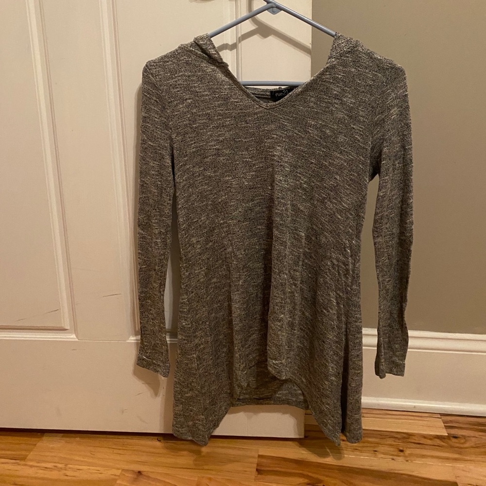Rue 21 shirt